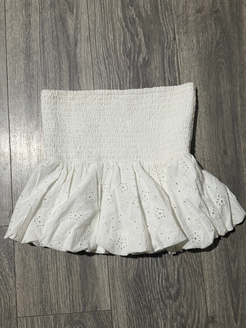 American Eagle Outfitters White Eyelet Ruffle Strapless top medium